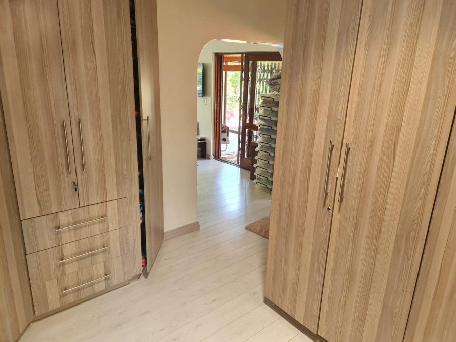 3 Bedroom Property for Sale in Safari Gardens North West